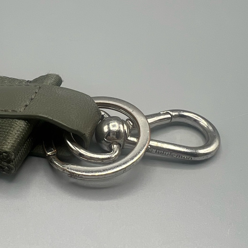 lululemon athletica Olive Key Holder - Picture 3 of 4